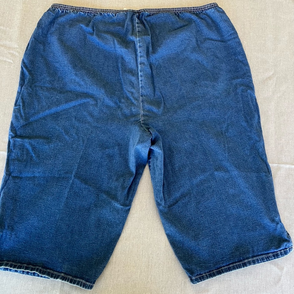 Just My Size Denim Classic Capri with Elastic Waist size 22w - Picture 4 of 6